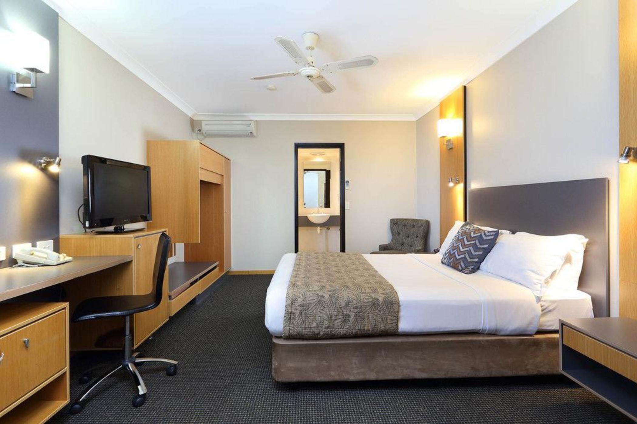 International Virginia Hotel