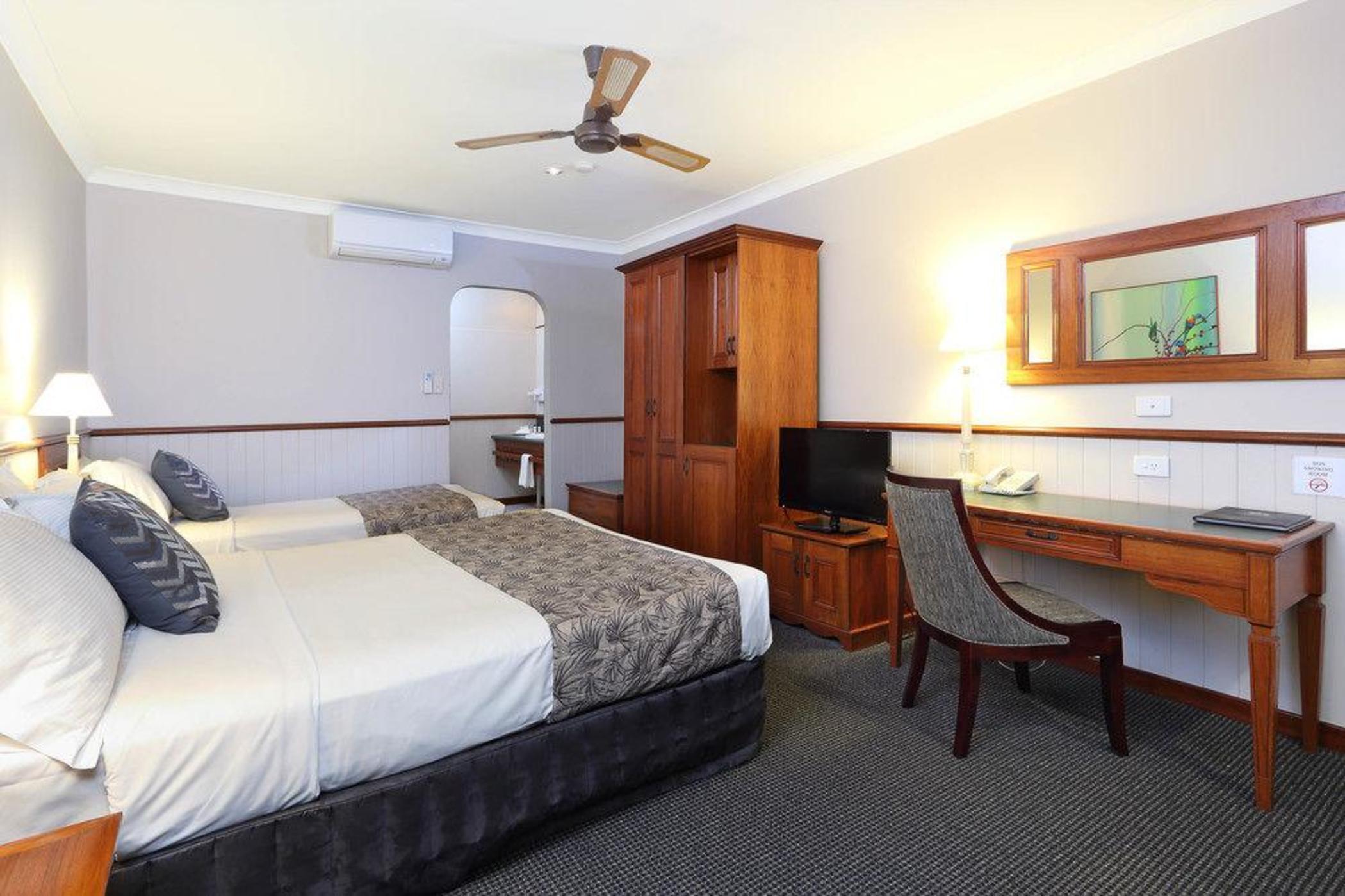 Hotel International Virginia 4*