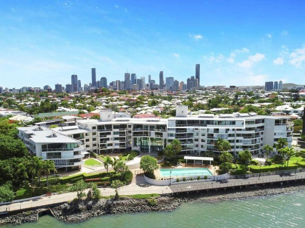 Apartment Riverside Retreat! Beautiful Water Views! - New Farm Brisbane