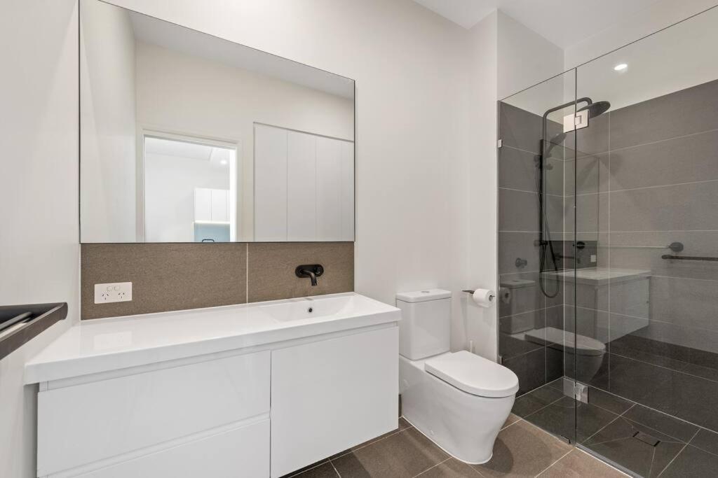Apartamento Great Located Unit/private Balcony, Pool,gym,parking Brisbane