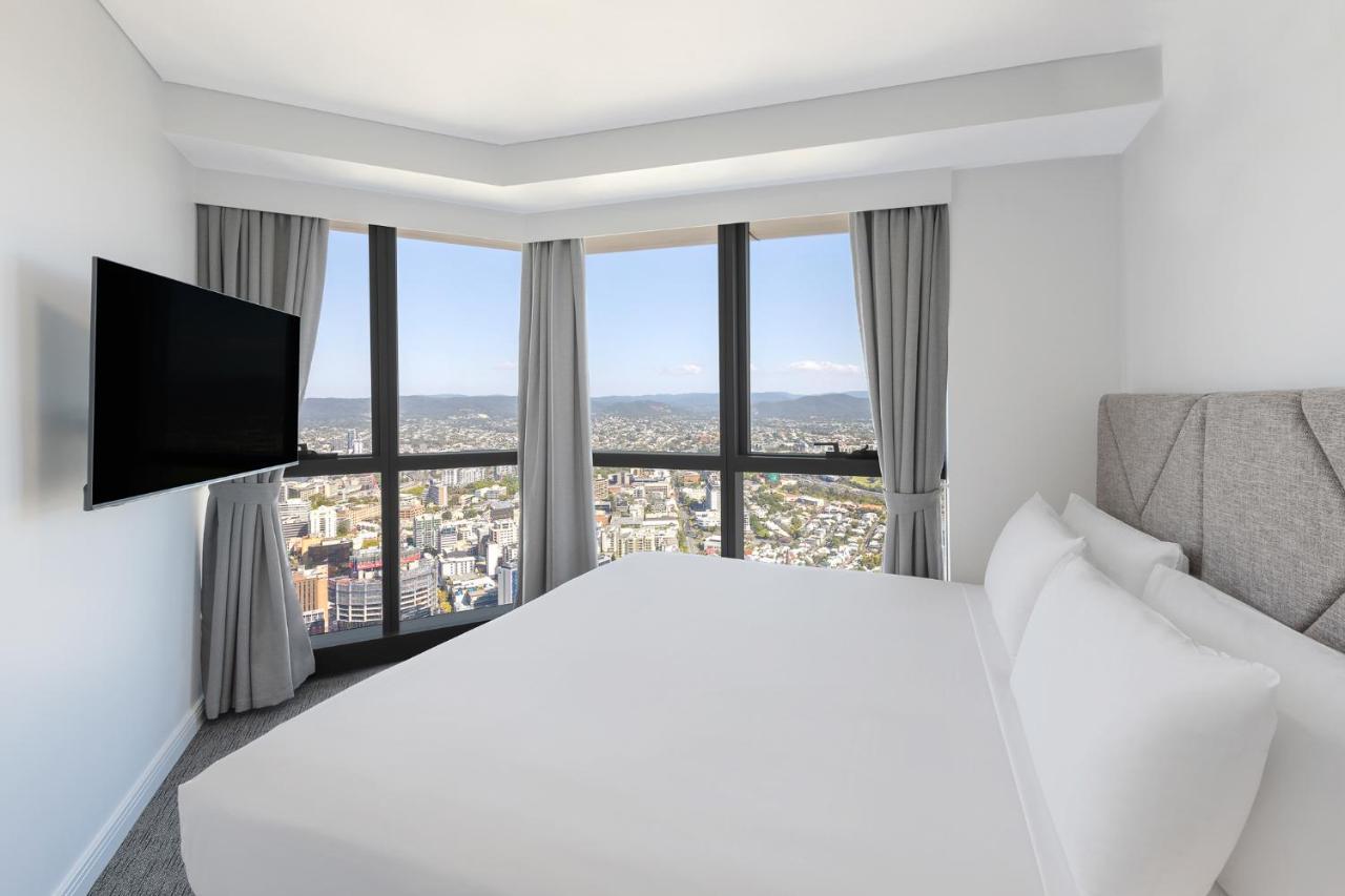 Meriton Adelaide Street, Hotel 5*