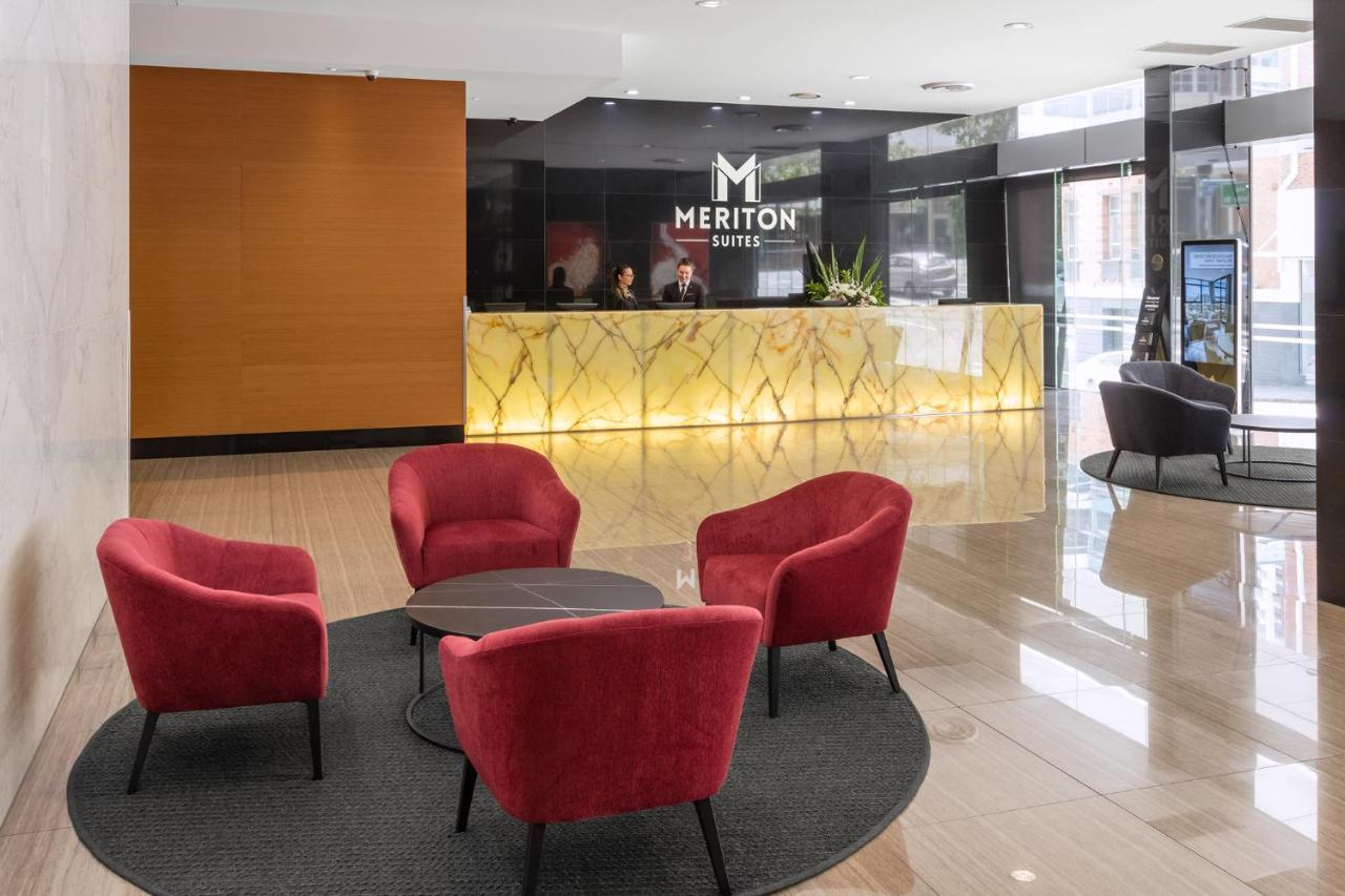 Meriton Adelaide Street, Hotel 5*