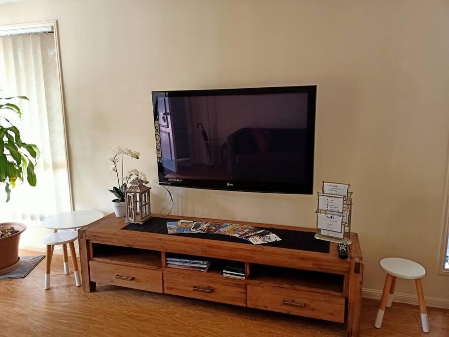 Tingalpa Townhouse Treat *