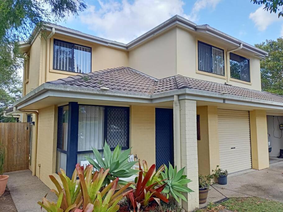 Tingalpa Townhouse Treat *