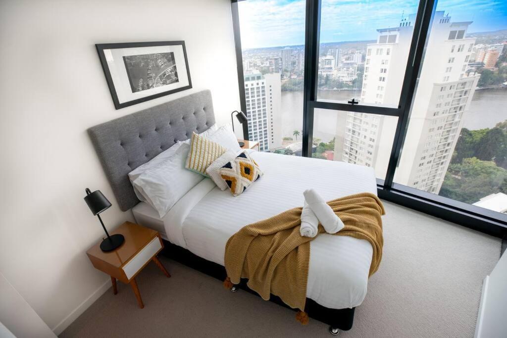 Lvl30 Garden/river Views Balcony By Stylish Brisbane