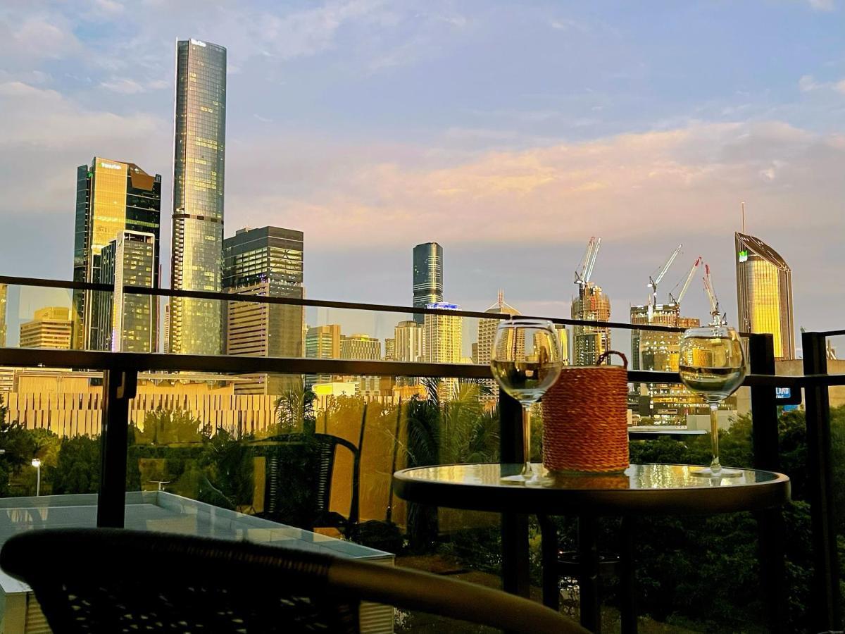 Lovely 2 Beds With View At South * Brisbane