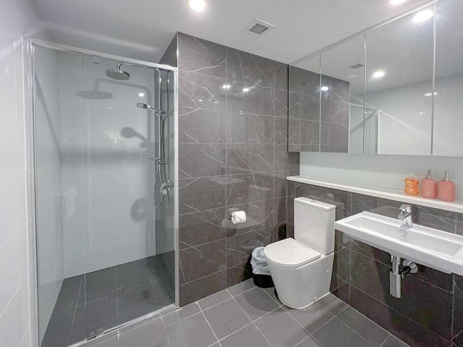 Apartment Amazing 2 Bedroom In Cbd!