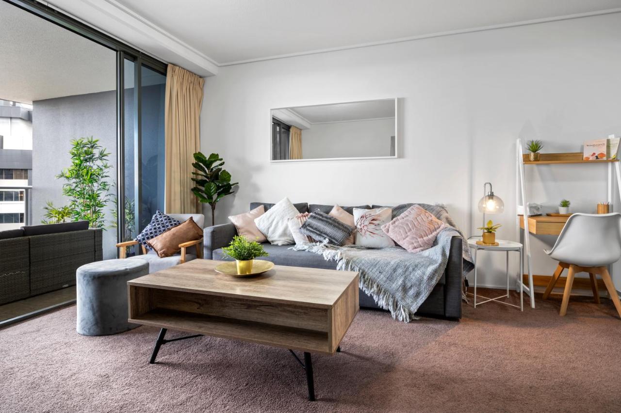 Apartment Break Panoramic River Views Free Parking