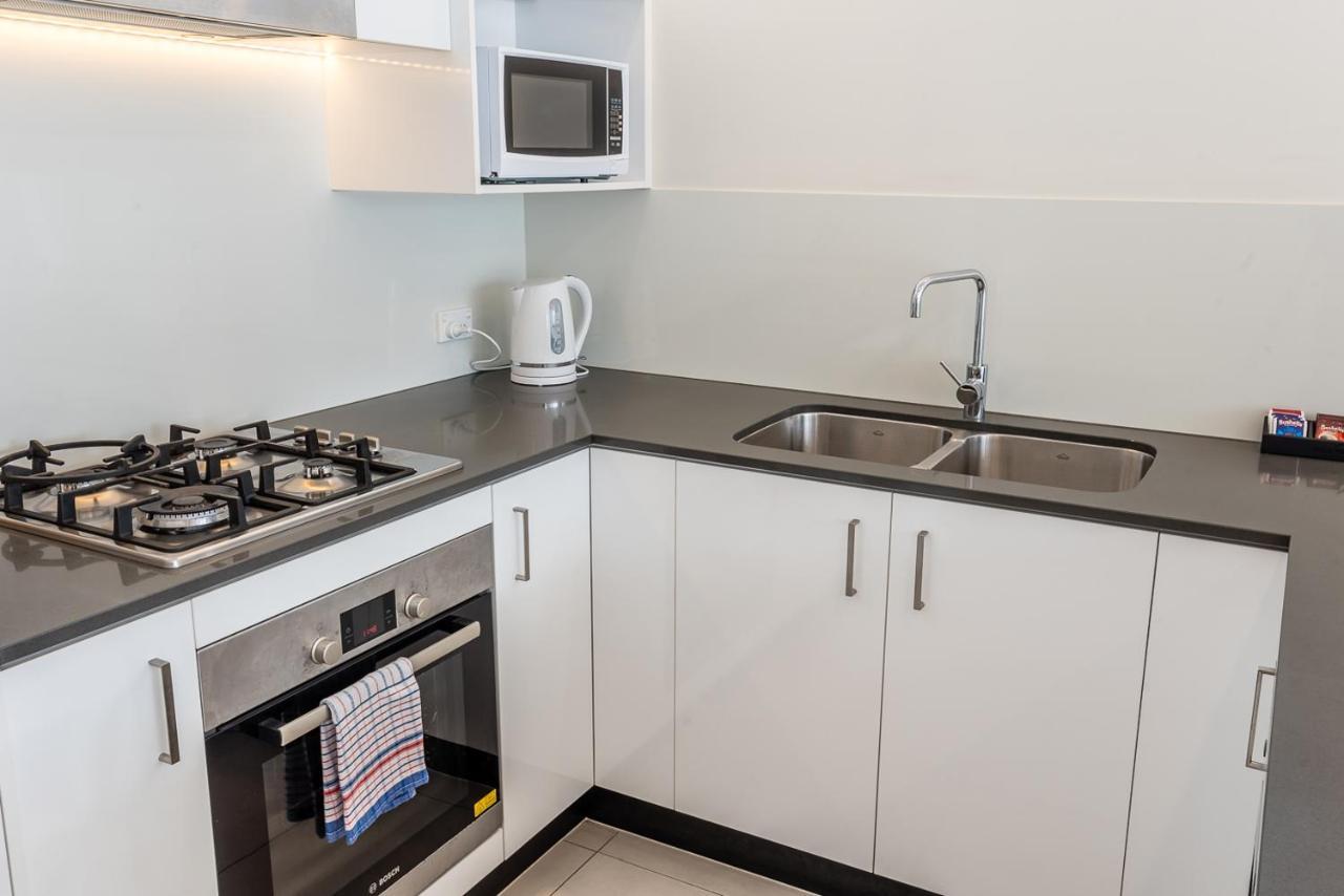 Apartment Comfort Two Bedroom With Free Parking In Valley *