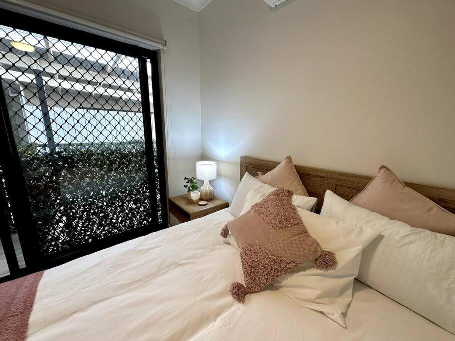 Modern Charm Apt With Outdoor Space And Parking Apartamento *