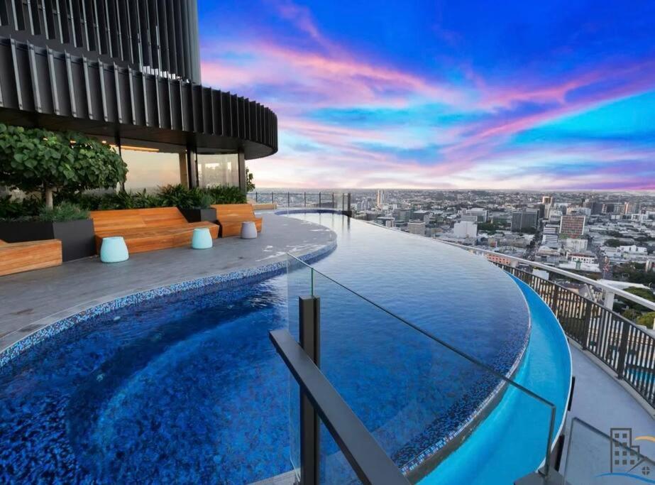 Apartment Lvl29 Rooftop Pool Carpark Netflix By Stylish