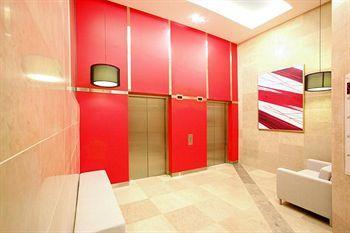 Aparthotel South 4*
