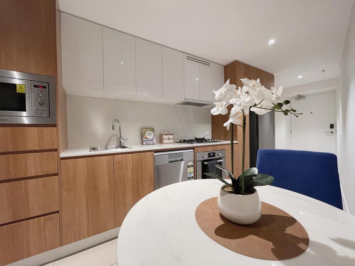 Cbd Riverview 2bed Kingbed At Tallest Building Apartment Brisbane