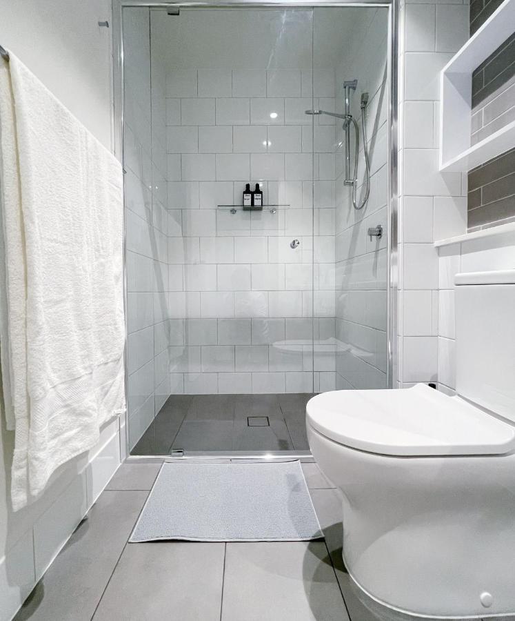New Close To Westfield And Hospital Apartment Brisbane