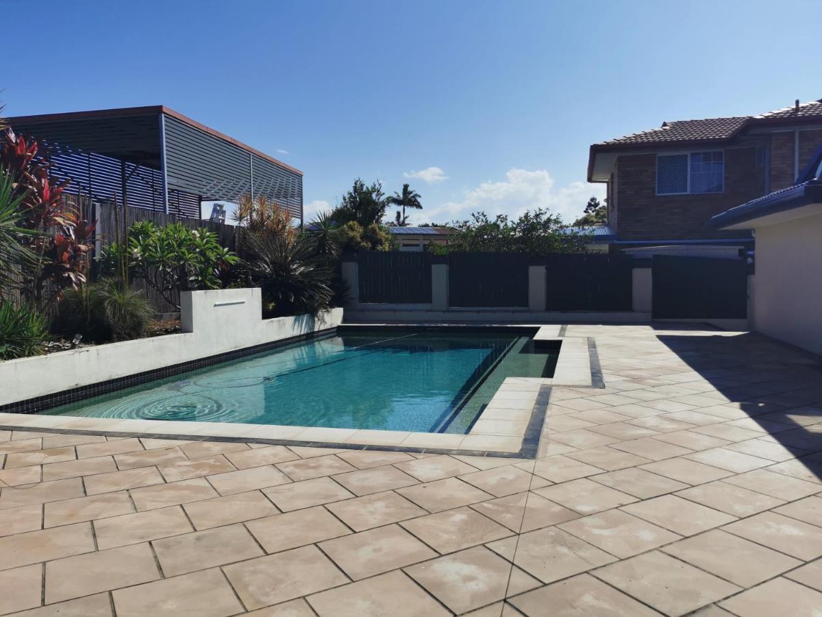 Eight Mile Plains House *