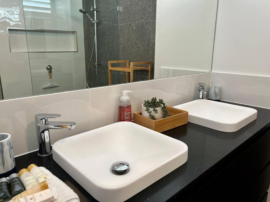 Apartment Spacious 2br Luxurious *