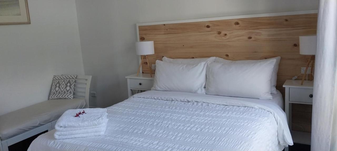 Maple - The Beach House By The Bay *