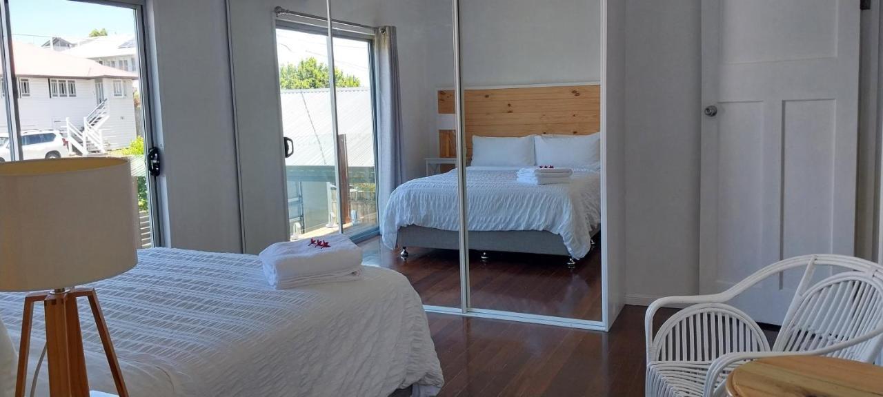 Maple - The Beach House By The Bay