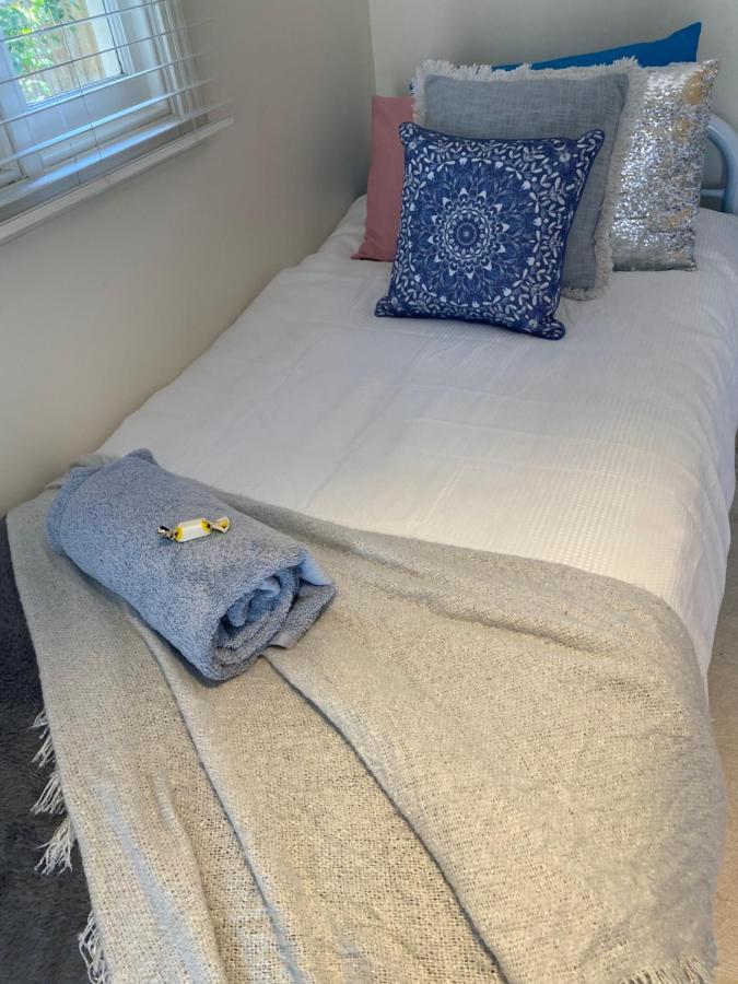 Guest house Cosy Haven For Females Only Or Females & Child/ren Brisbane