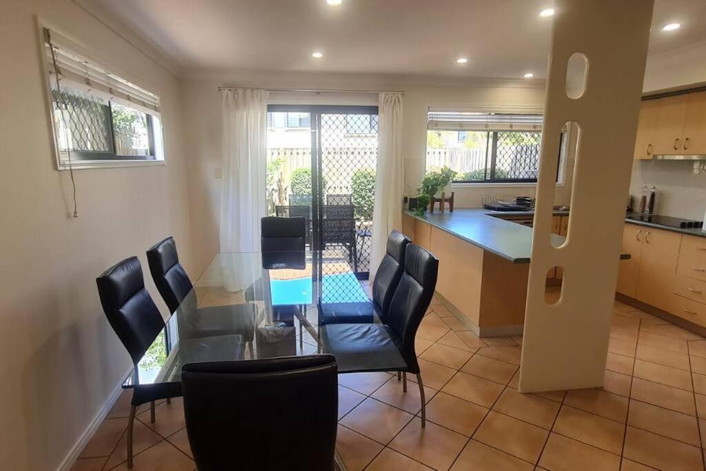 Holiday home Happy Haven At Eight Mile Brisbane