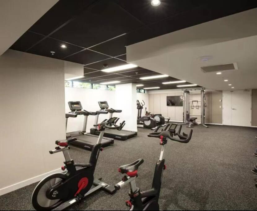 Inner-city Free Parking Indoor Great Location&pool&sauna * Brisbane