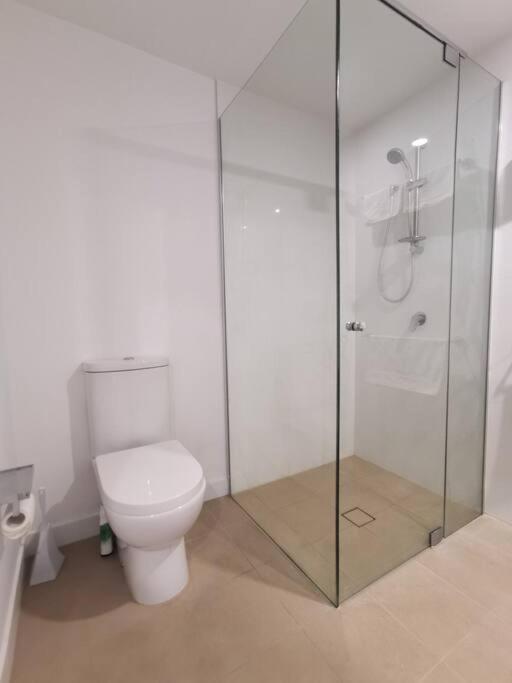 Inner-city Free Parking Indoor Great Location&pool&sauna *
