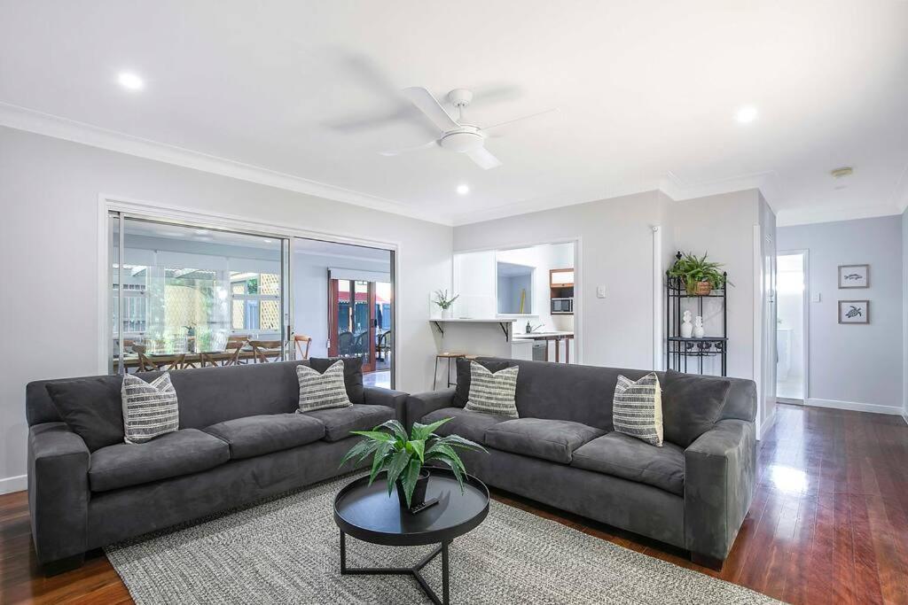 Oasis+spa Tennis Court Holiday home Brisbane