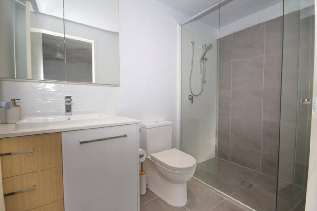 Location, Location, Location - Very Large Apartment