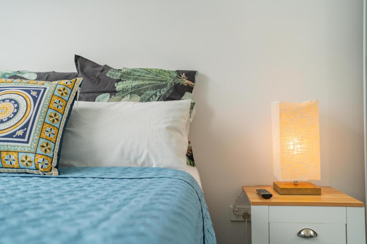 Fortitude Valley View 1b1b W Shared Pool Gym Apartment *