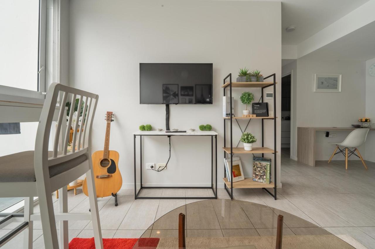 Apartment Fortitude Valley View 1b1b W Shared Pool Gym