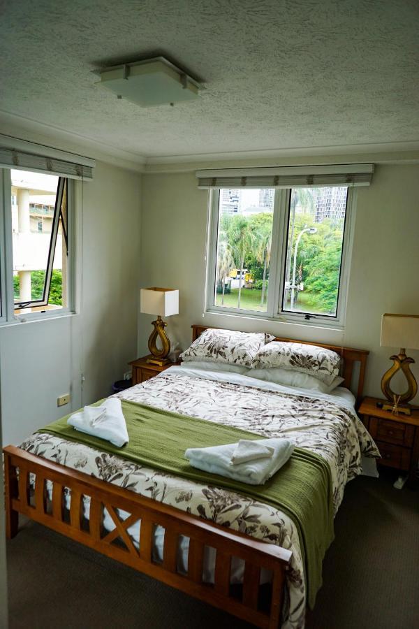 City/valley Apartment Brisbane