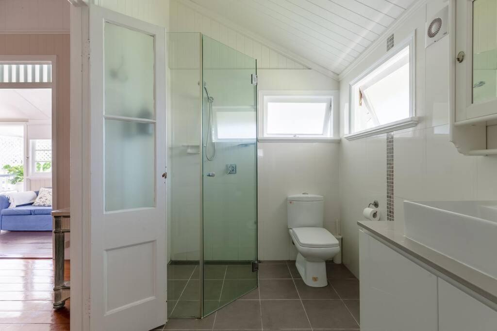 Quaint & Cosy 1 Bedroom In Queenslander. Apartment Brisbane