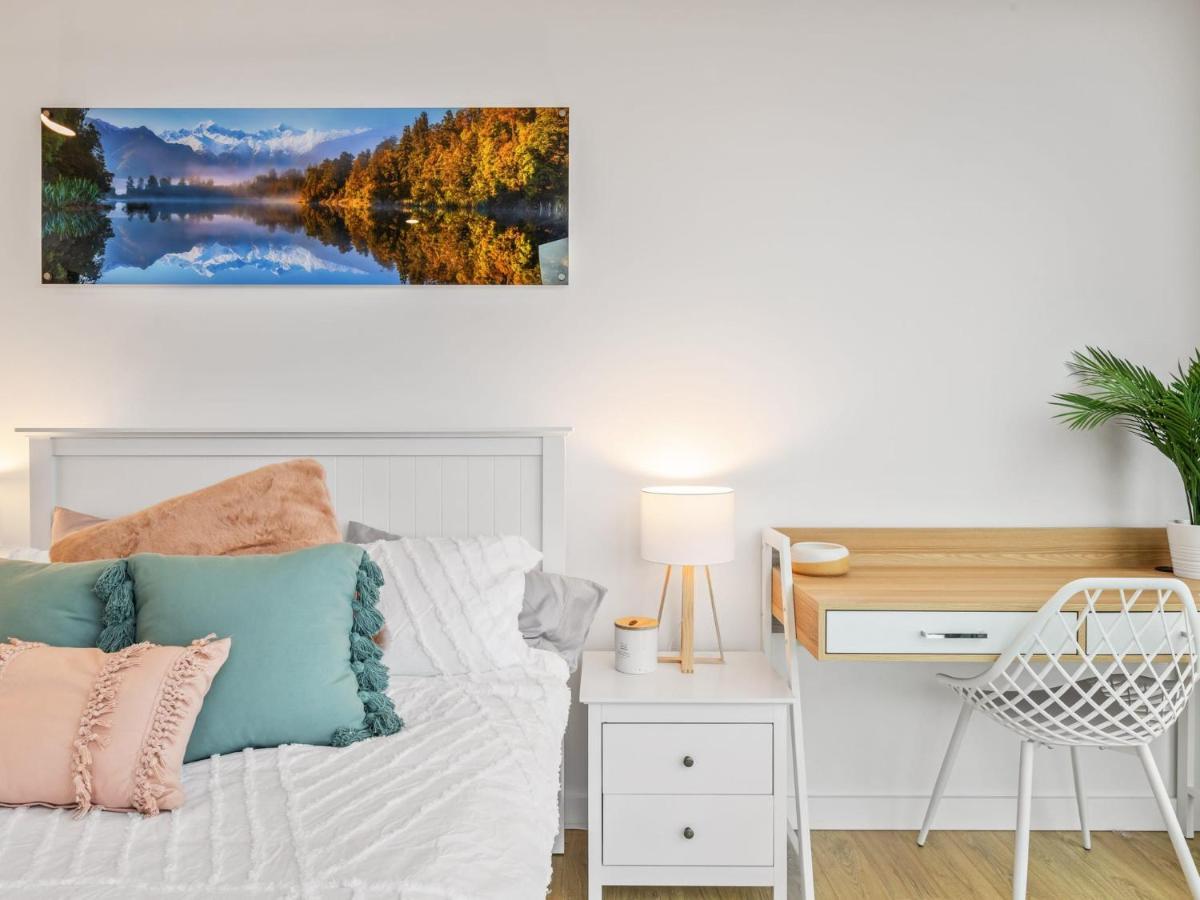Brand-new With Views Apartment Brisbane