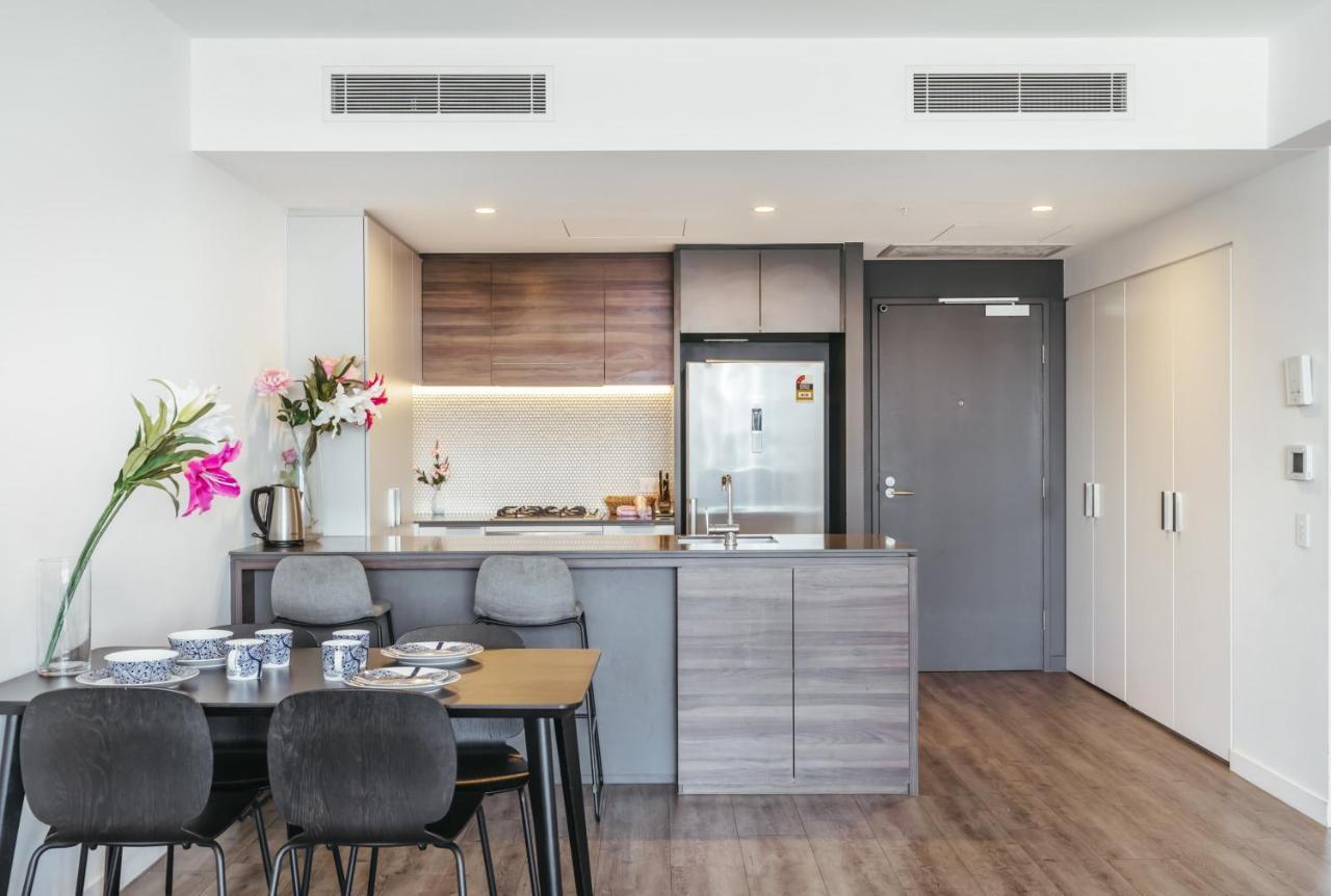 Riverview W Modern Design At South Bank *