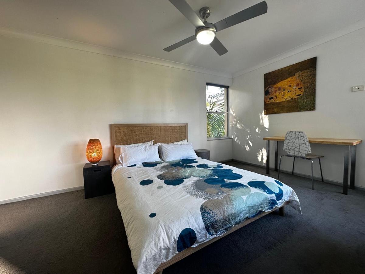 Central, Leafy & Modern 3-bedroom