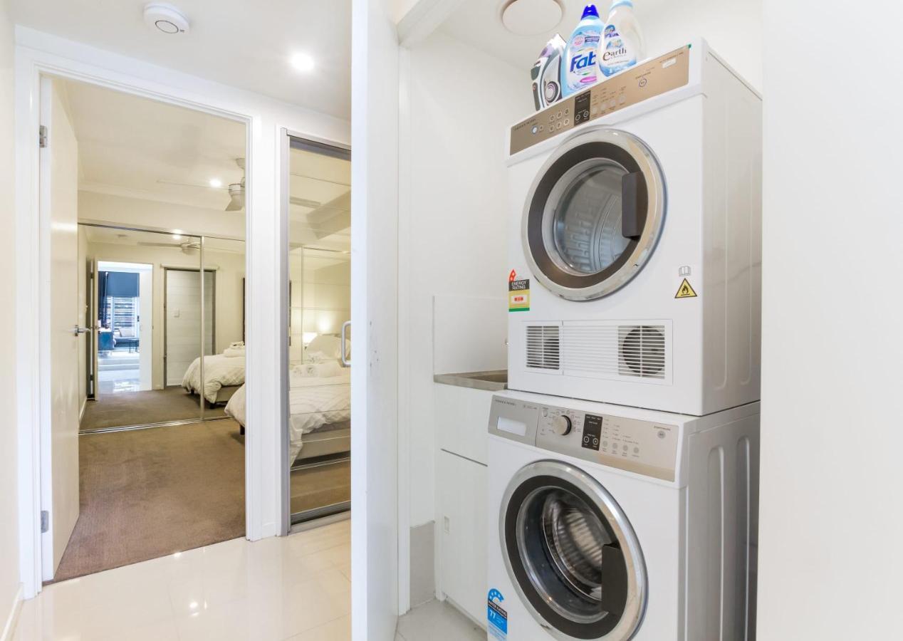 Luxurious 3bdr Townhouse In Great Location Casa de férias