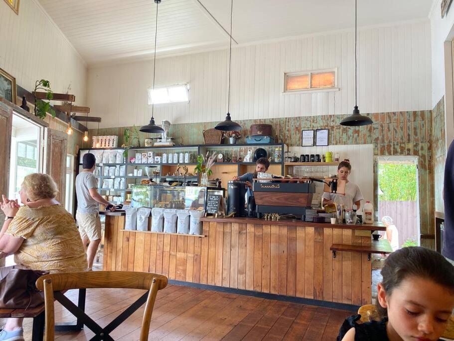 Pet Friendly Family 3km To Cbd Holiday home