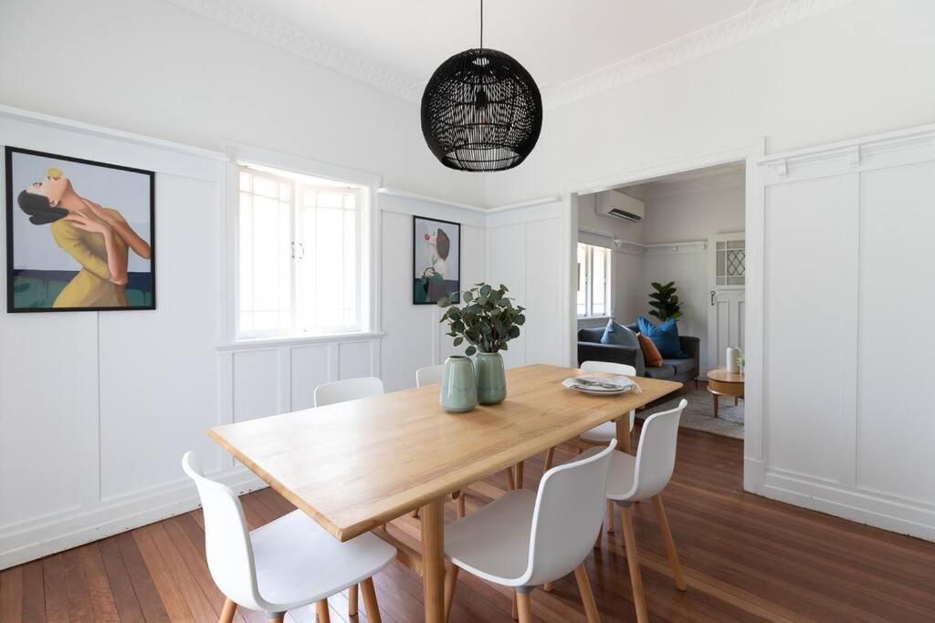 Pet Friendly Family 3km To Cbd Holiday home Brisbane