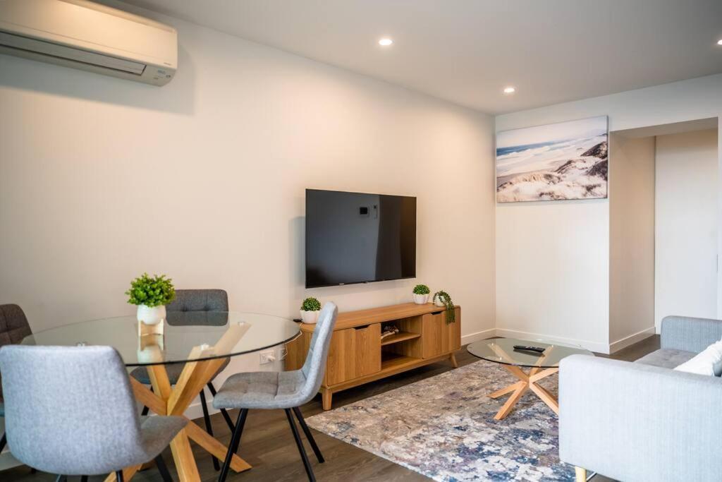 Luxury High-rise Apt With Pool And Parking Apartment Brisbane