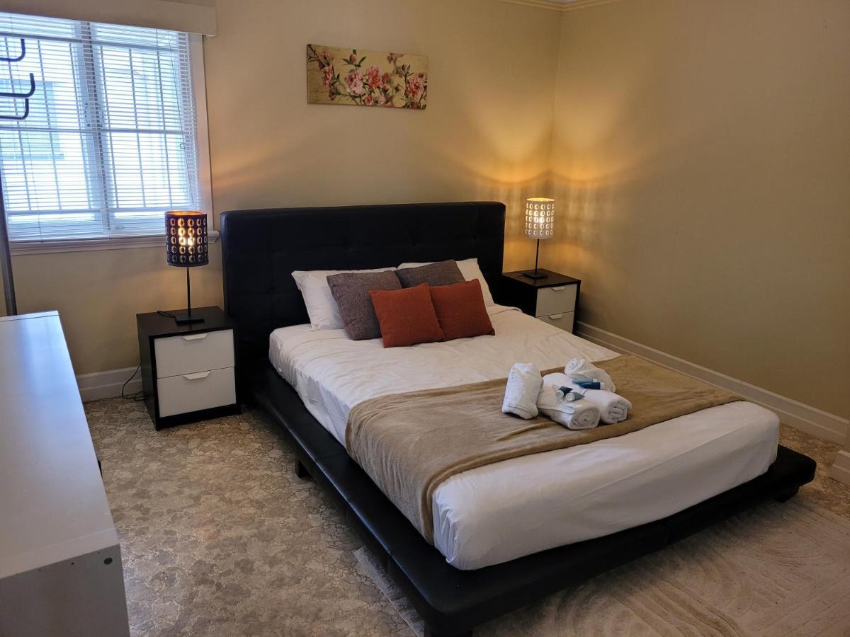 Spacious Close To Cbd And Airport Holiday home