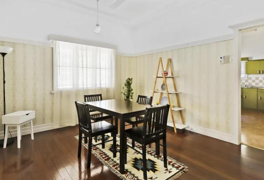 Spacious Close To Cbd And Airport