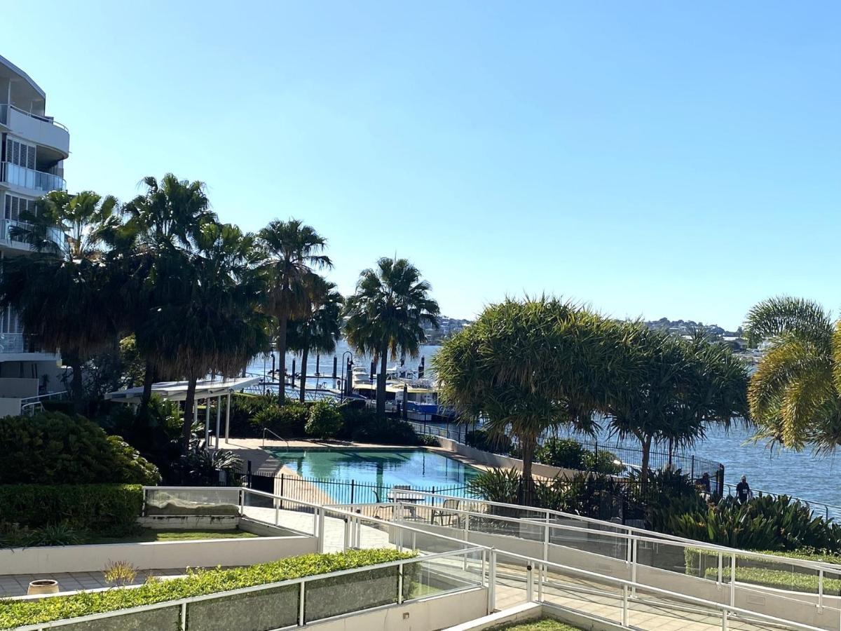 Apartment Riverside Retreat! Beautiful Water Views! - New Farm Brisbane