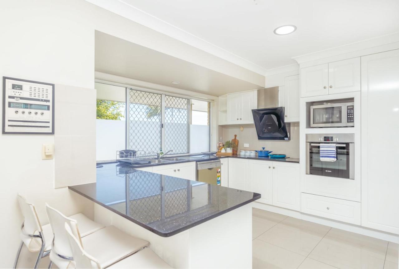 Spacious Newly Redecorated 5bd Family Brisbane