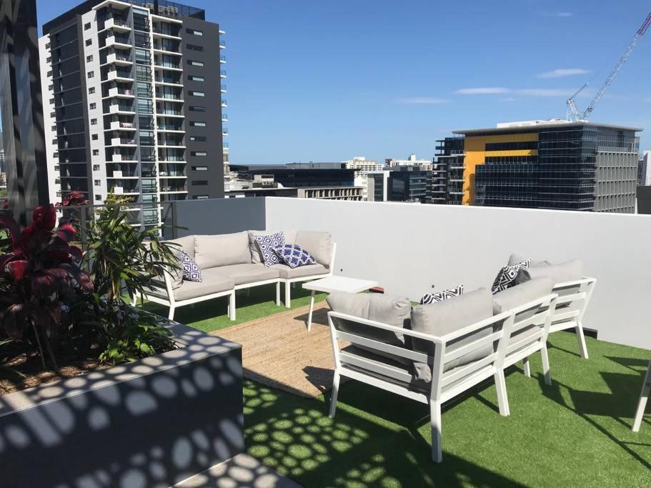 Apartment Cozy 3br Walking Distance To Goma *