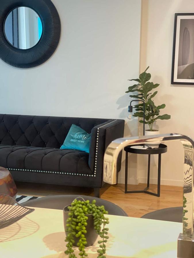 Apartment Cozy 3br Walking Distance To Goma *