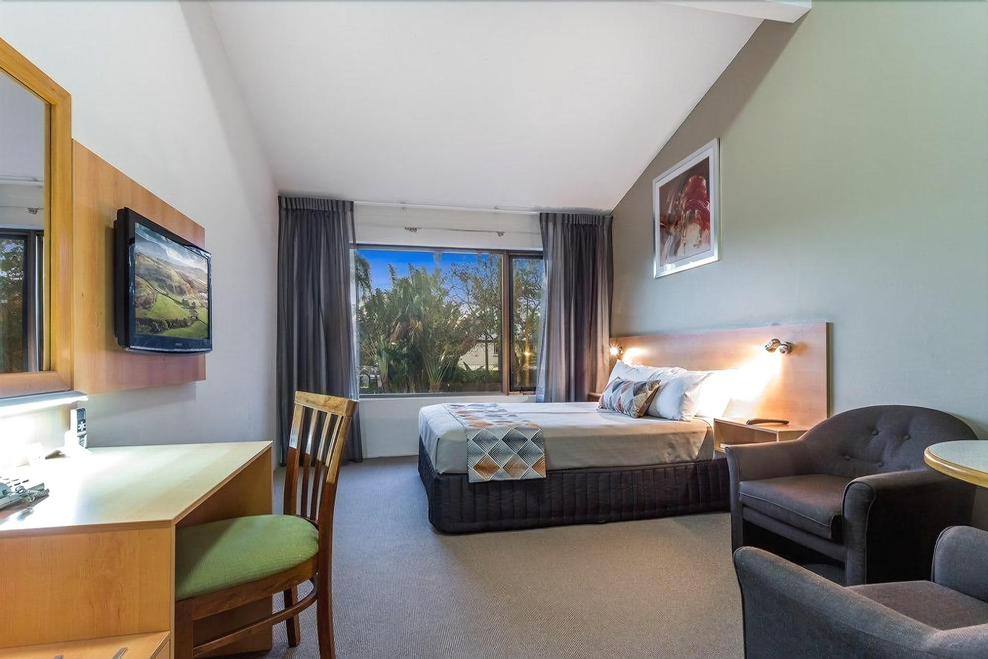 Airport International Hotel 4*