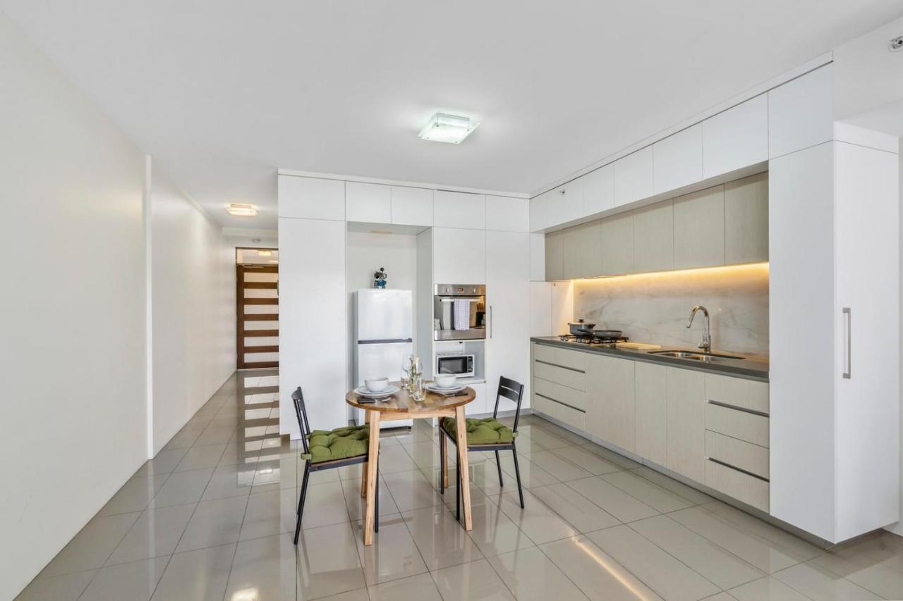 Apartamento Modern Riverside Oasis - Gym Pool Wifi & Parking Brisbane