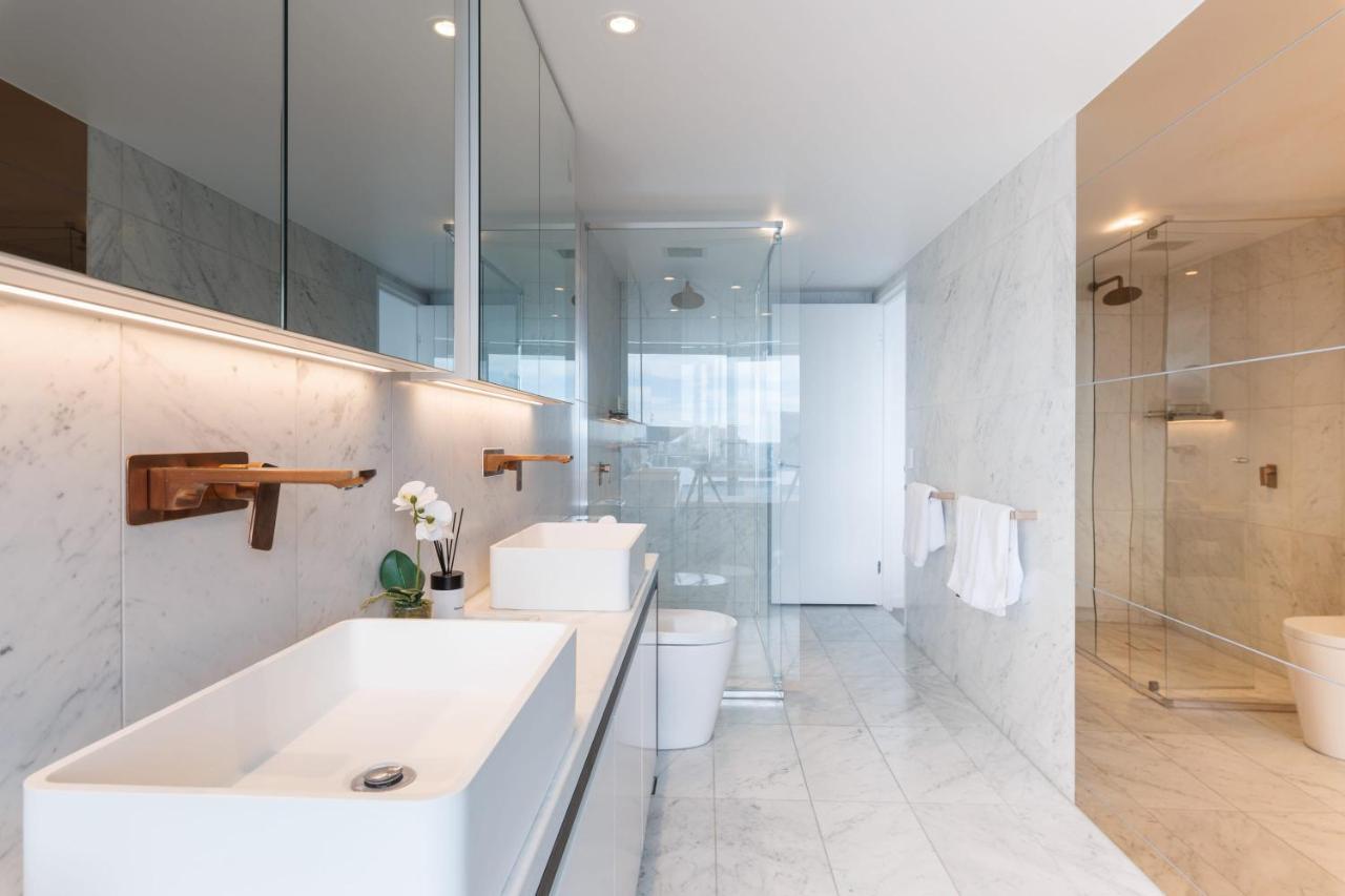 Luxurious 3 Bed Fortitude Valley Penthouse Retreat Apartment