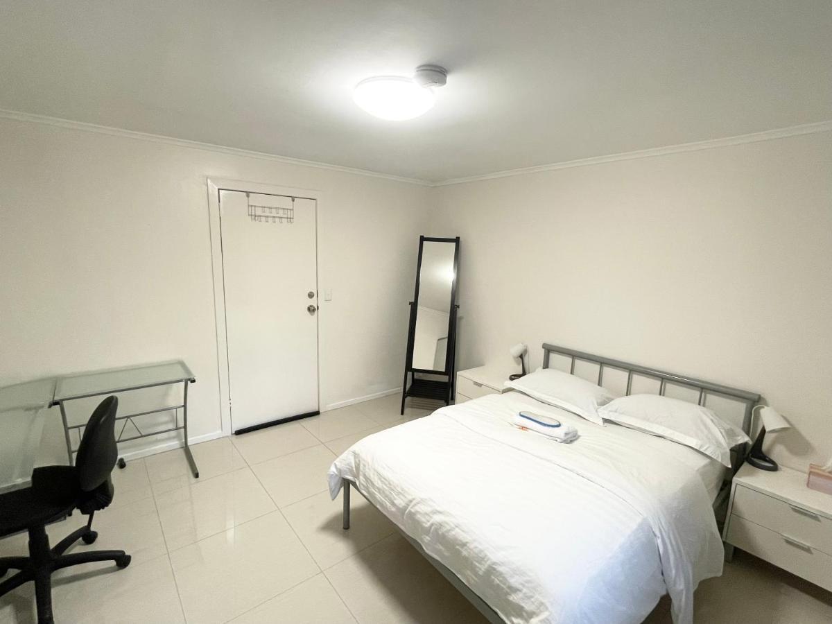 197 Shafston Ave Kangaroo Point Qld 4169 * Brisbane