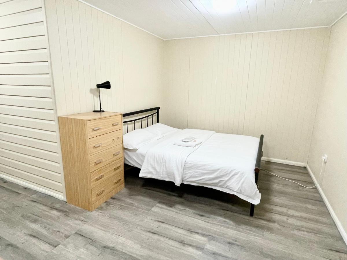 Homestay 197 Shafston Ave Kangaroo Point Qld 4169